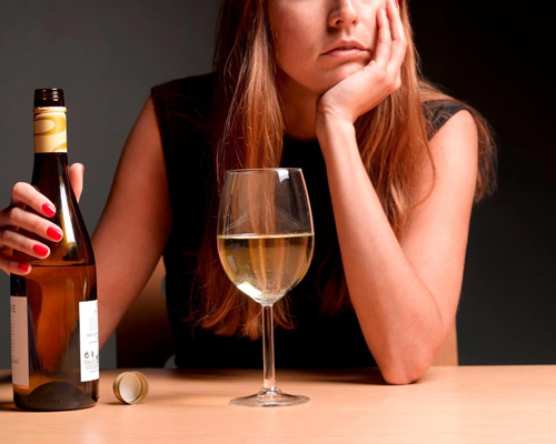 Анонимное лечение женского алкоголизма в Никольском